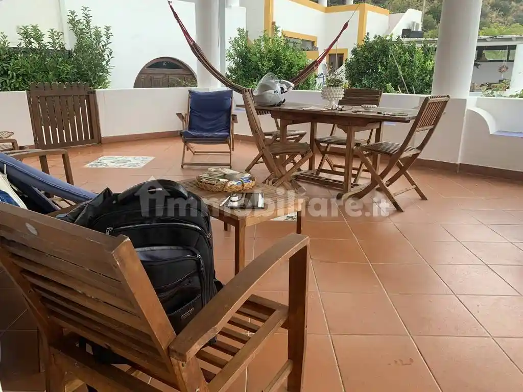 Casa indipendente in vendita a Santa Marina Salina