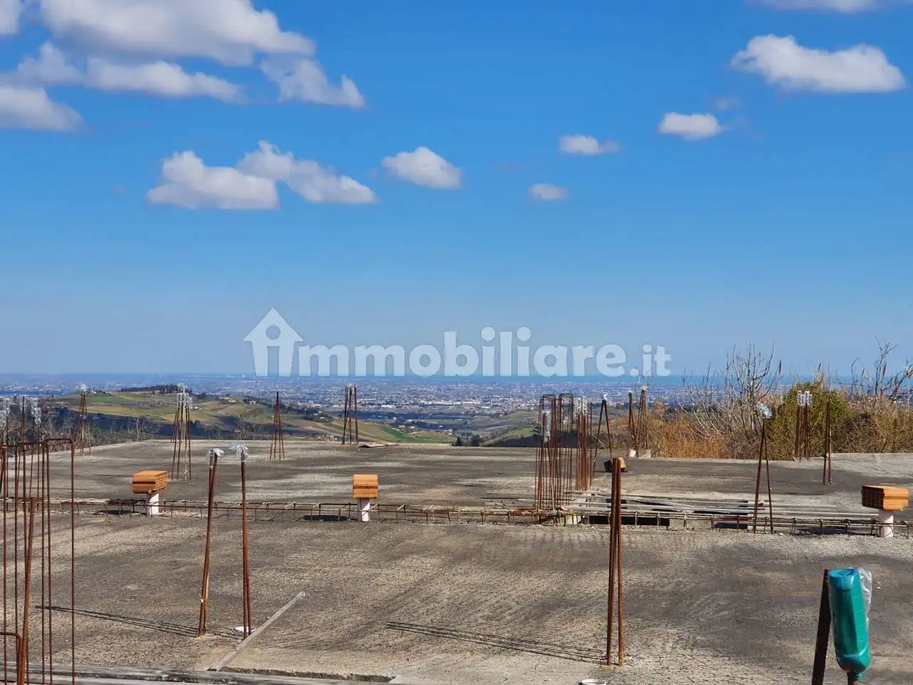 Villa in vendita a Roncofreddo