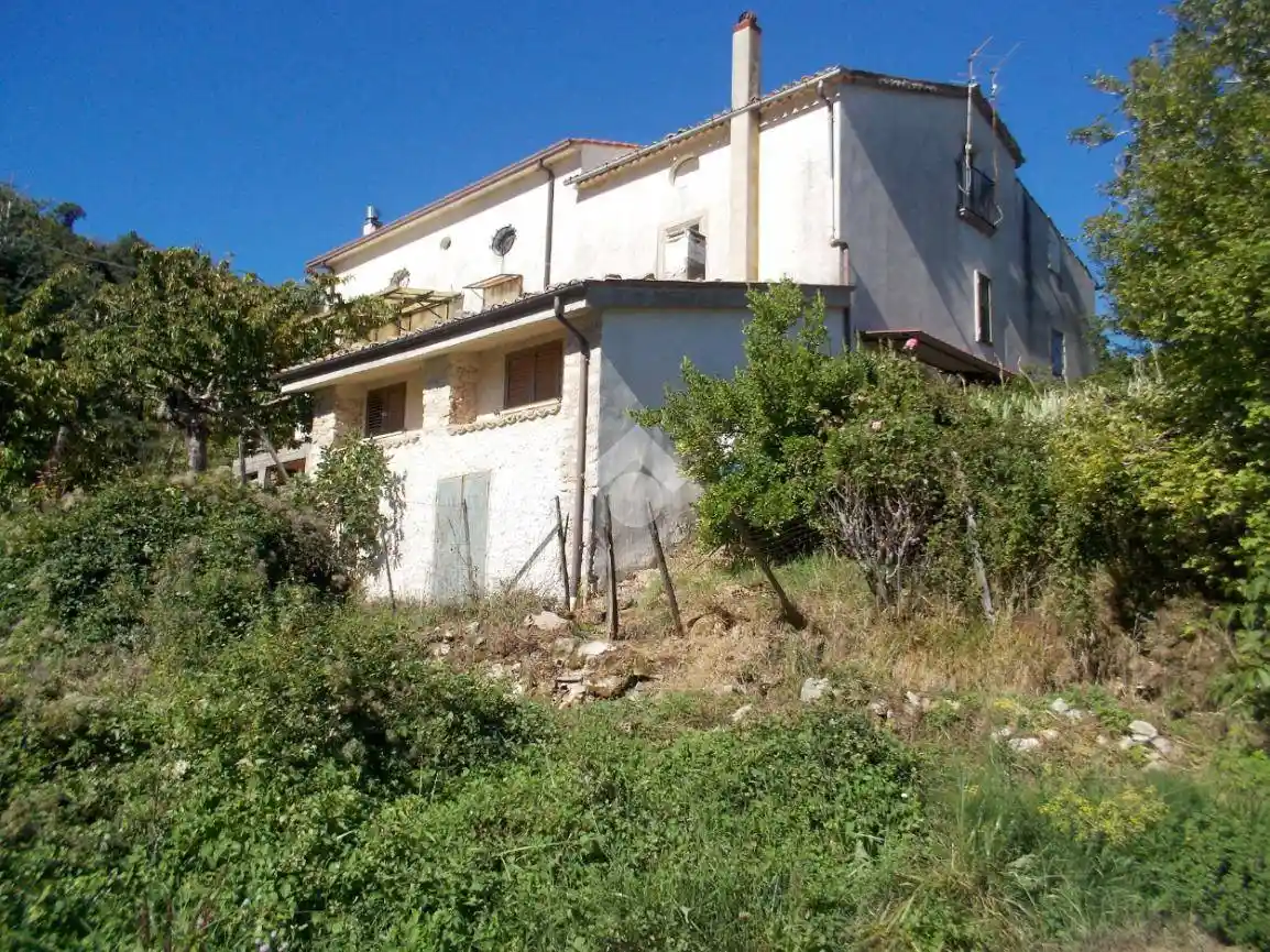 Terratetto unifamiliare Contrada Rizzuto, Rizzuto, Mendicino - foto 2