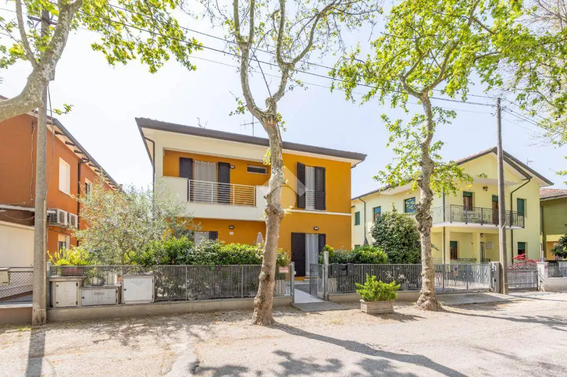 Villa in vendita a Cesenatico