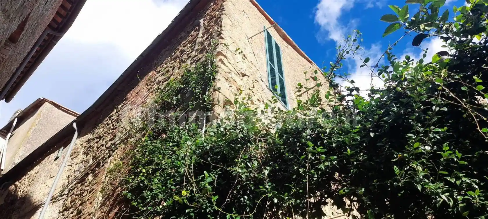 Appartamento in vendita a Magliano in Toscana