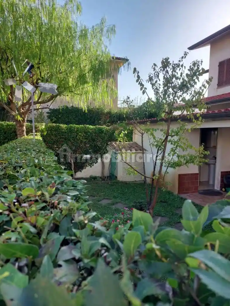 Villa in affitto a Camaiore