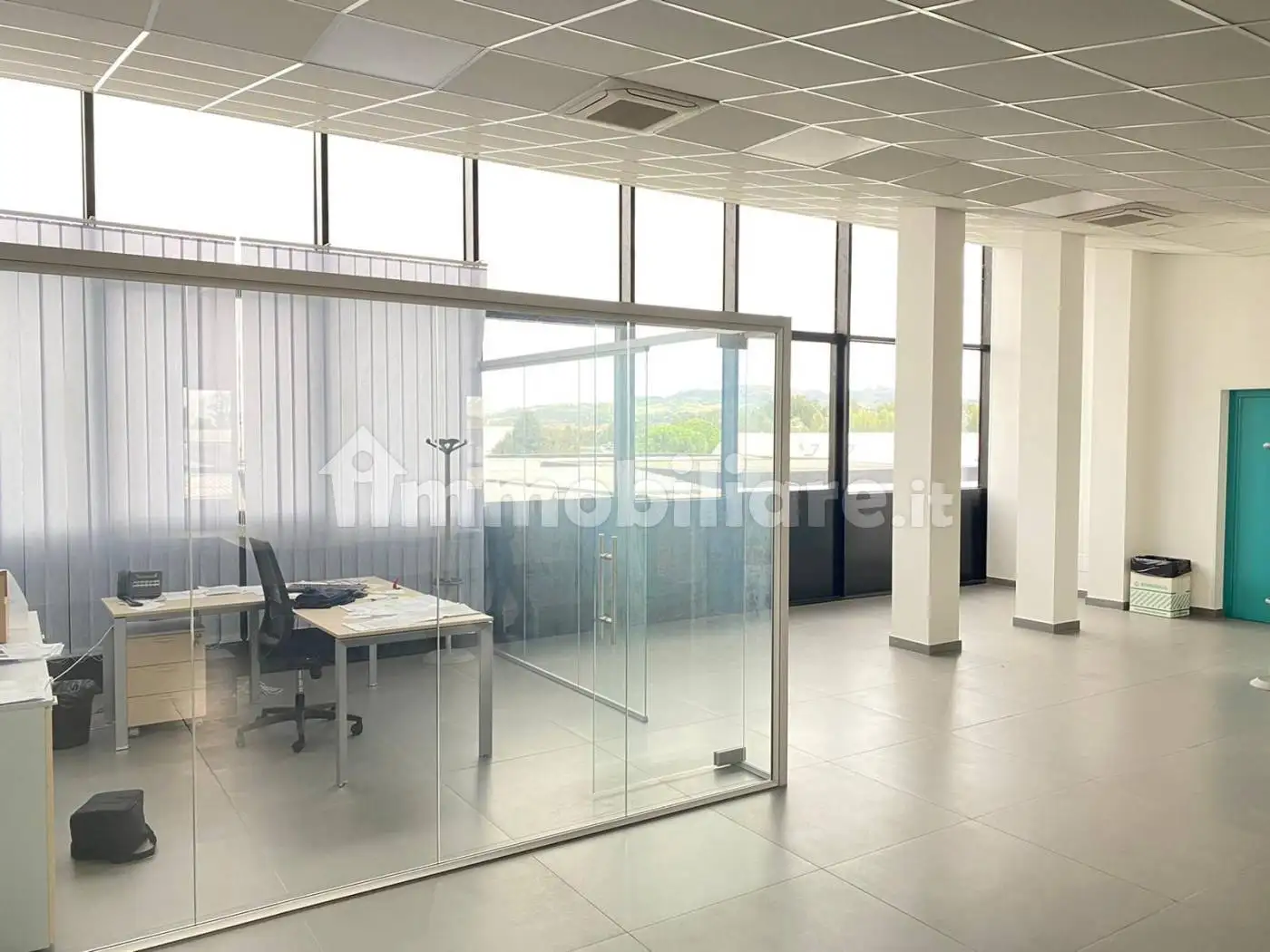 Palazzo - Edificio in Affitto - foto 3