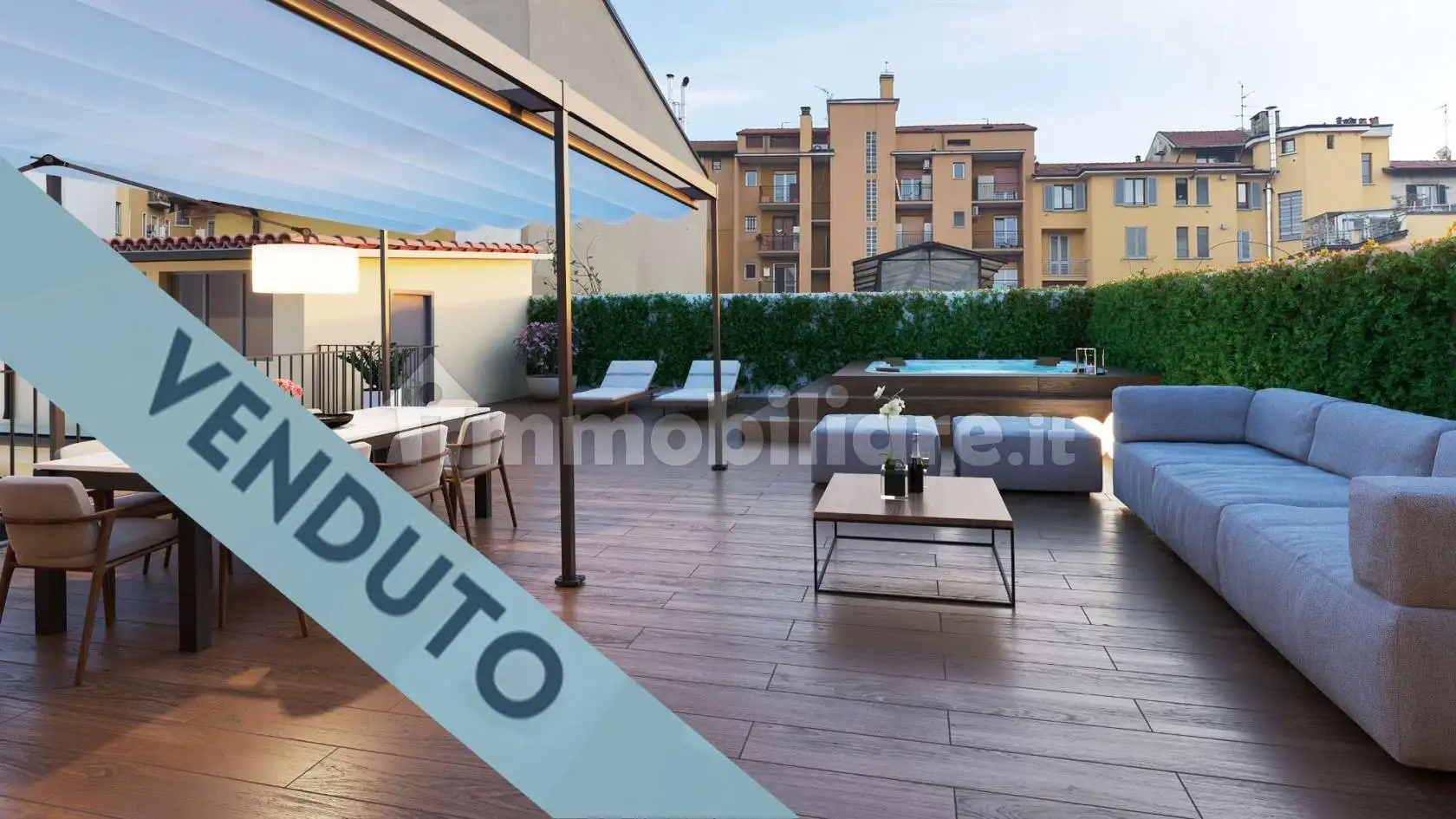 Penthouse - Attic in vendita a Milan