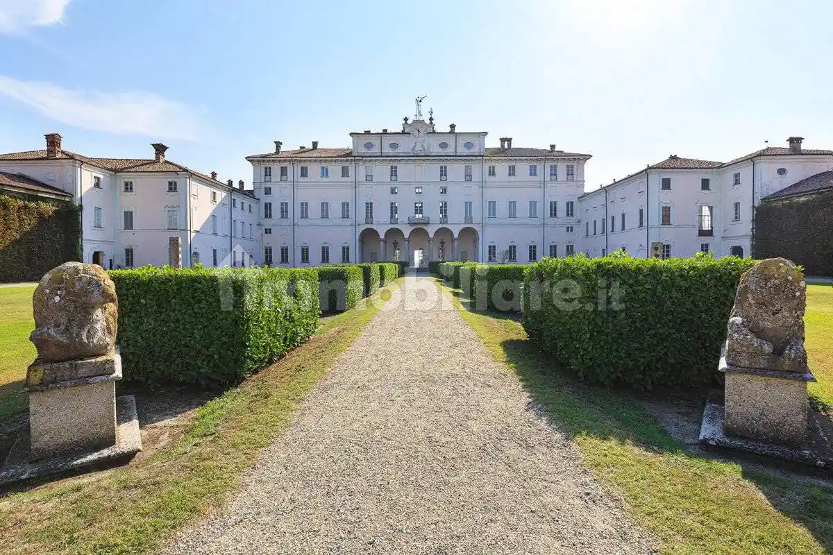 Villa unifamiliare, buono stato, 15000 m², Duomo, Milano - foto 2
