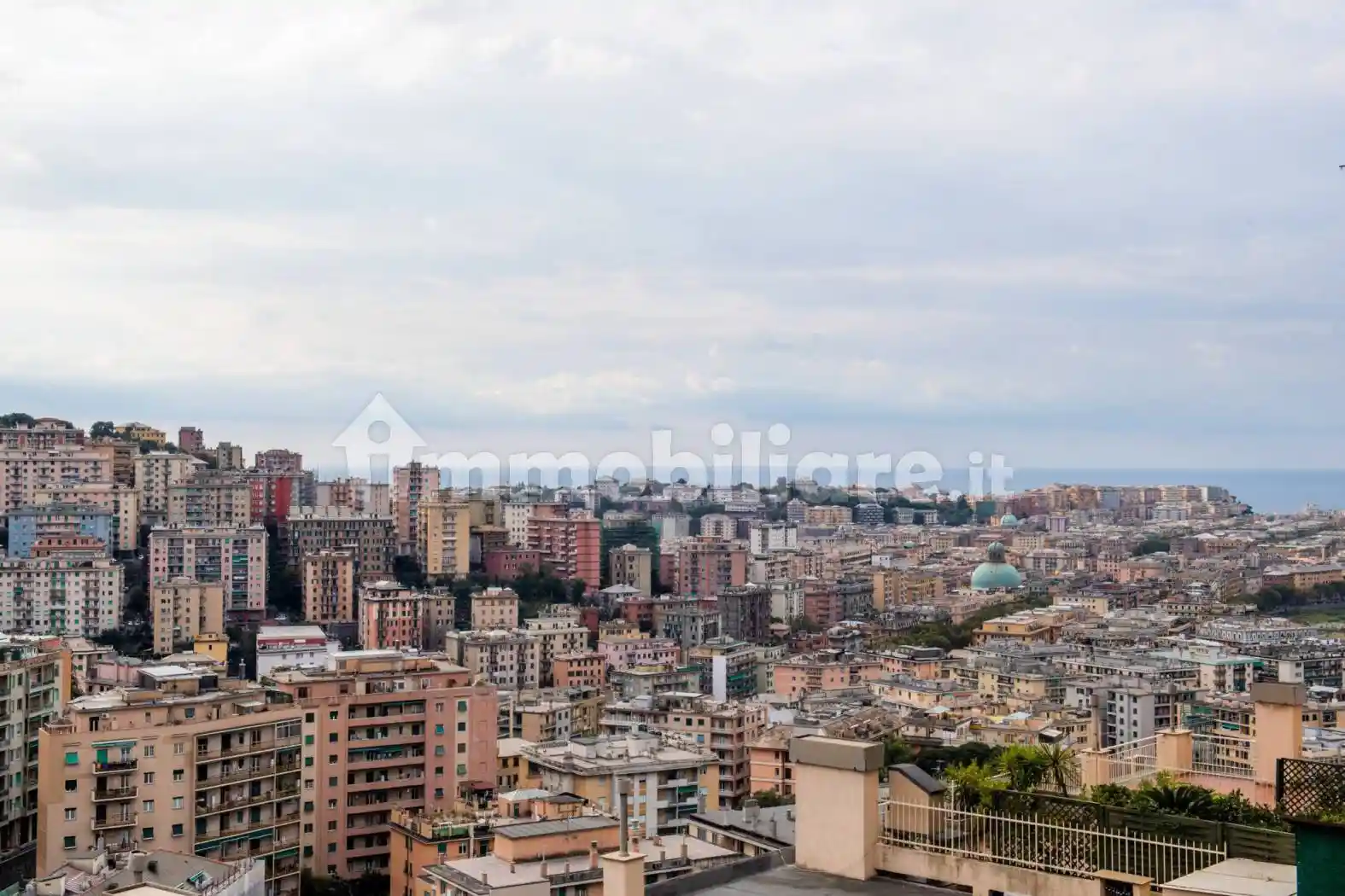 Appartamento in vendita a Genova