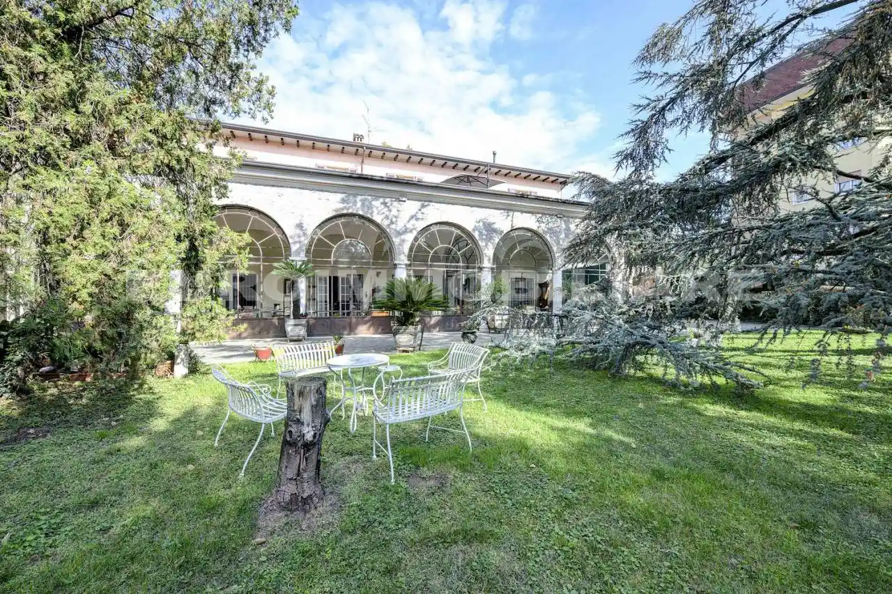 Villa in vendita a Brescia