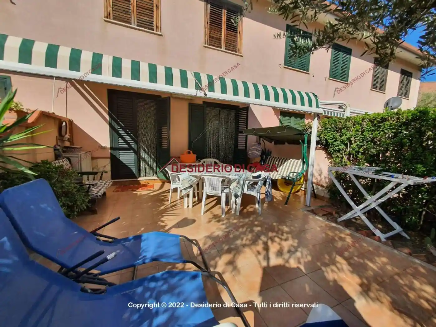 Villetta a schiera in vendita a Campofelice di Roccella