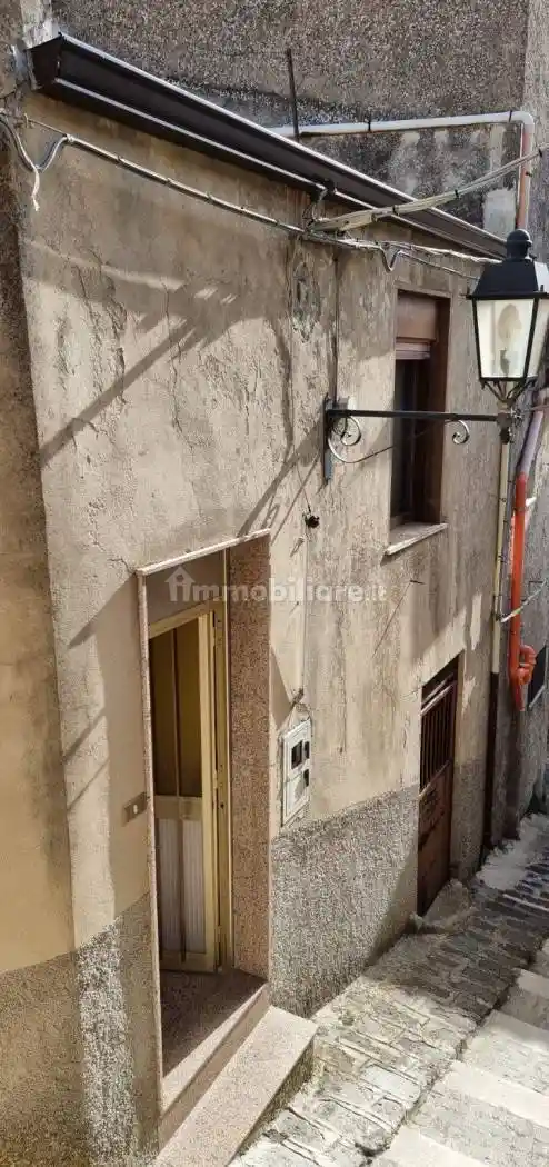 Casa indipendente in vendita a Giuliana