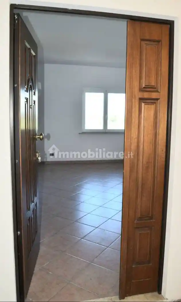 Appartamento in affitto a Canzano