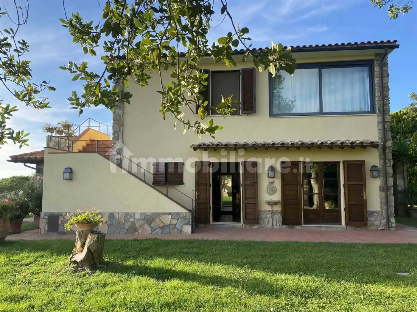 Rustico - Casale in vendita a Magliano in Toscana