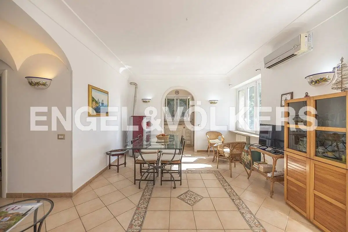 Appartamento in vendita a Capri