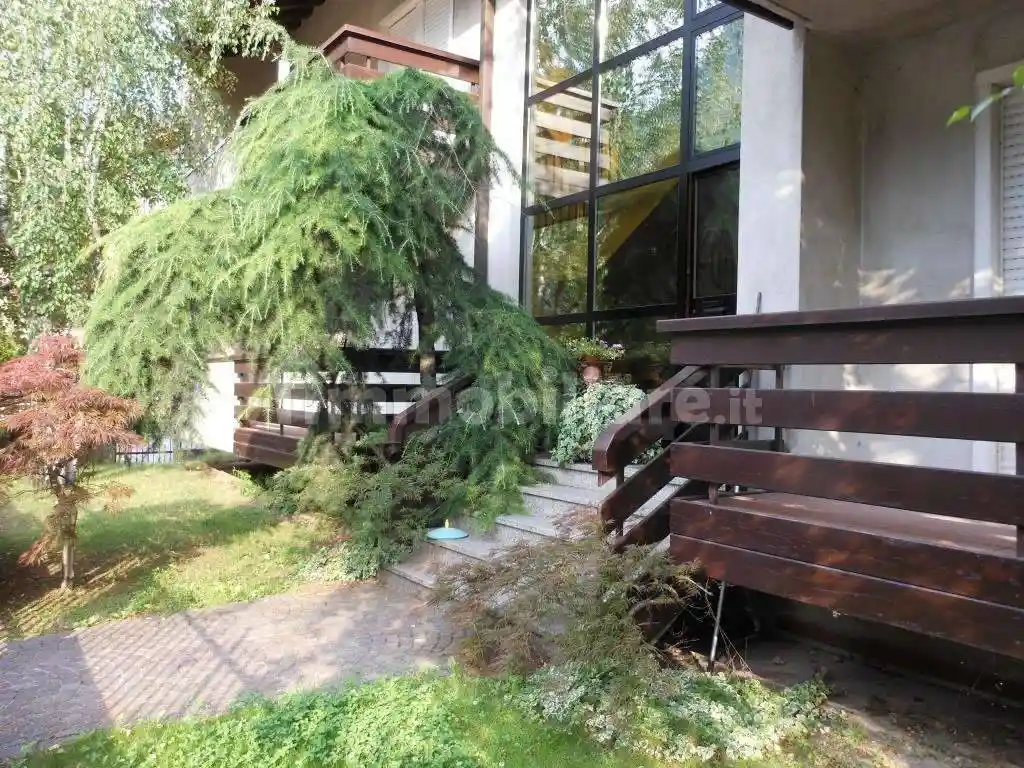 Casa indipendente in vendita a Avio