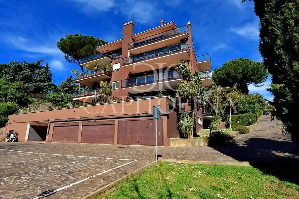 Appartamento in vendita a Roma