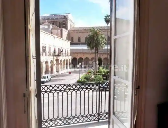 Appartamento in vendita a Monreale