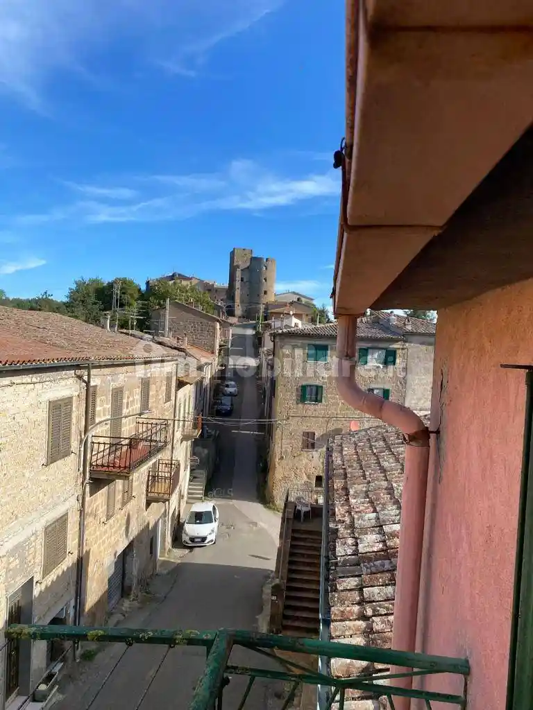 Casa indipendente in vendita a Sorano