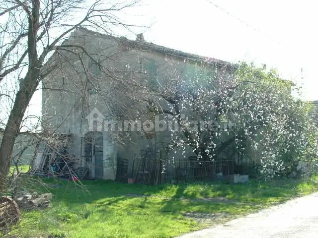 Rustico - Casale in vendita a Cesena