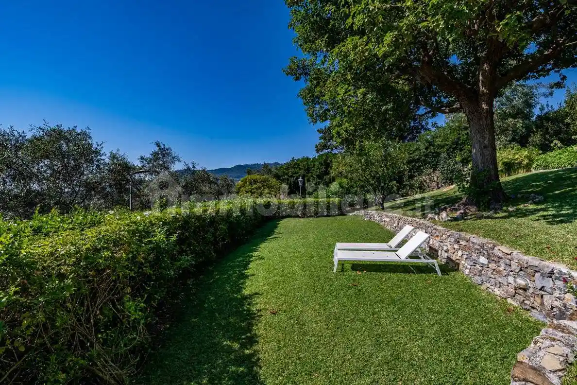 Villa unifamiliare via Aurelia Ponente 31, San Michele di Pagana, Rapallo - foto 4