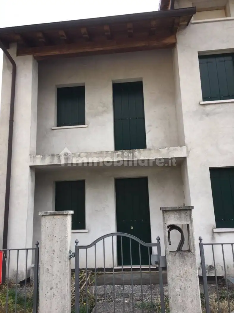 Rustico - Casale in vendita a Borso del Grappa