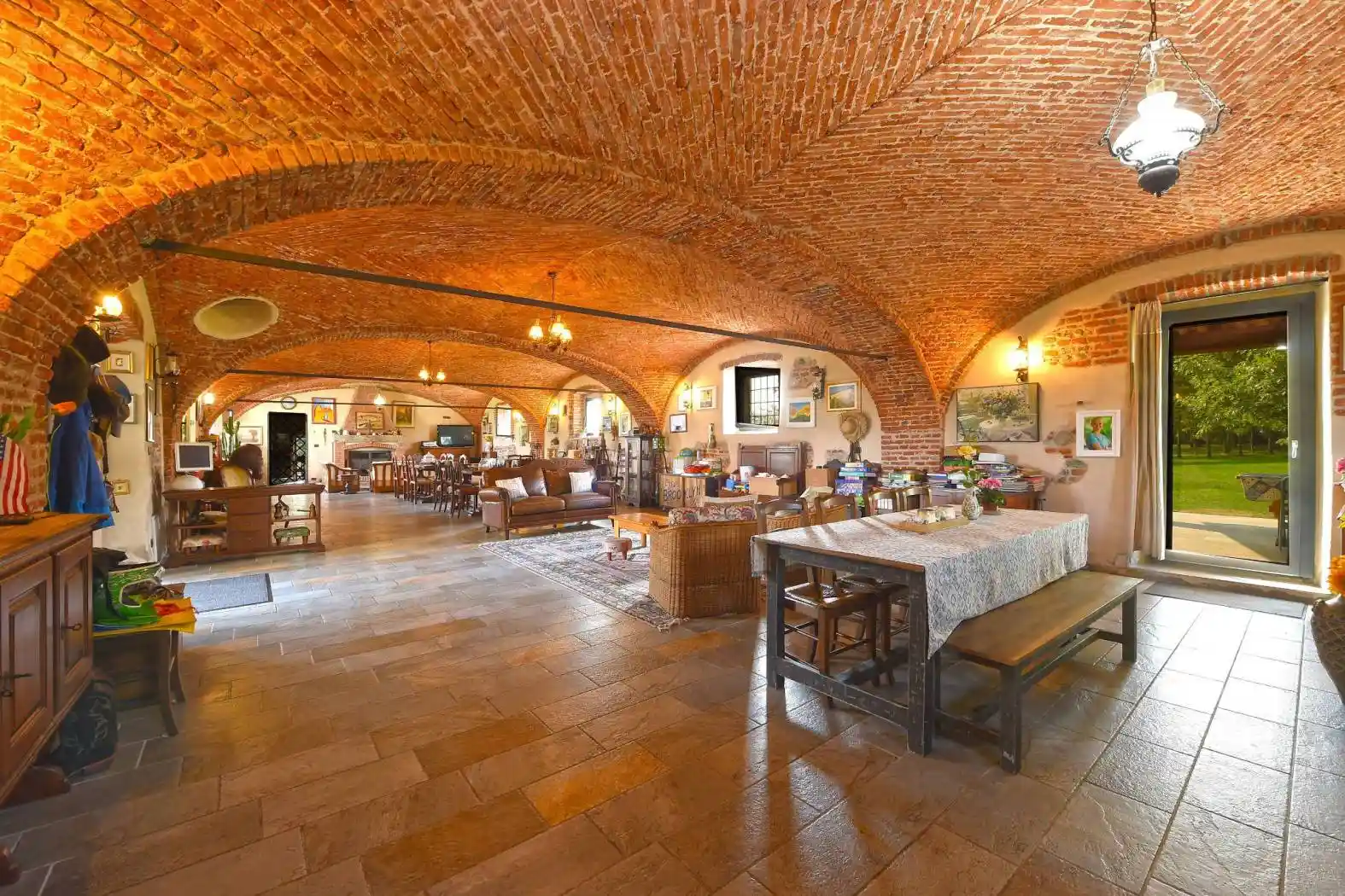 Rustico - Casale in vendita a Momo