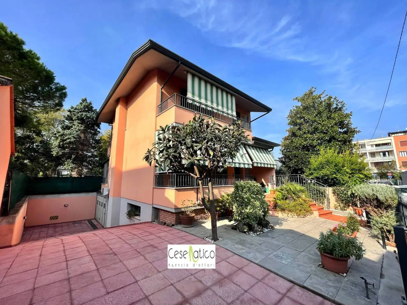 Villa in vendita a Cesenatico