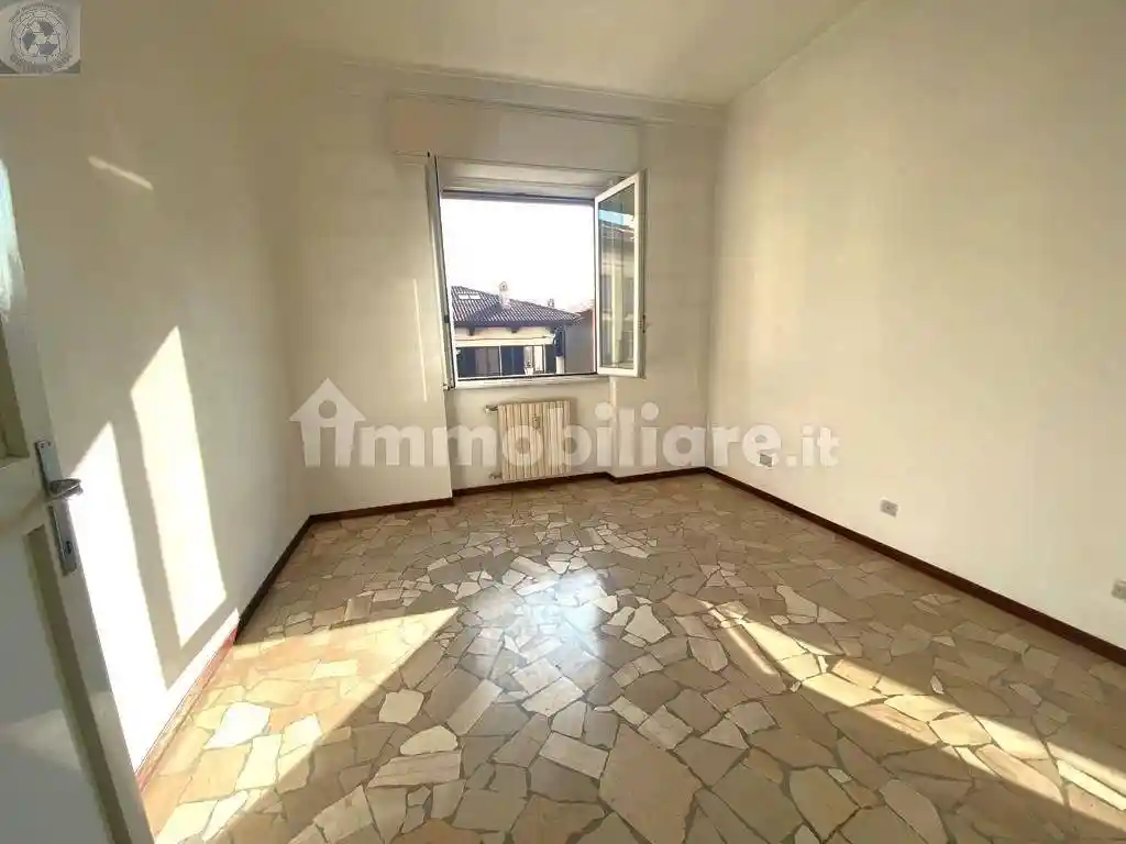 Appartamento in vendita a Vimercate