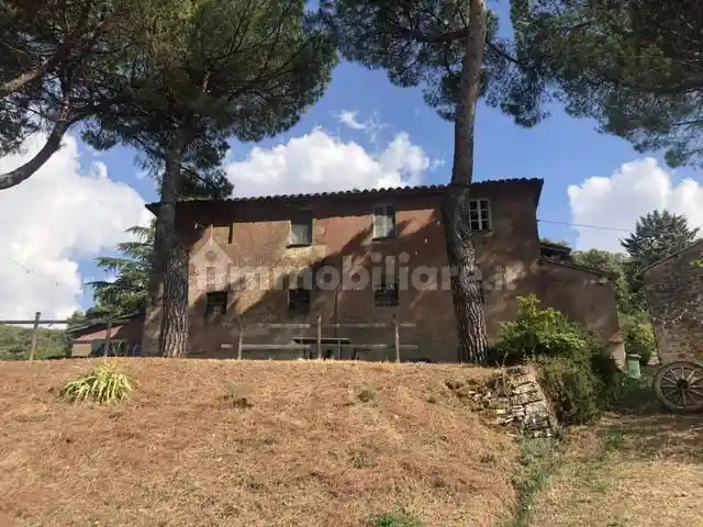 Rustico - Casale in vendita a Magione