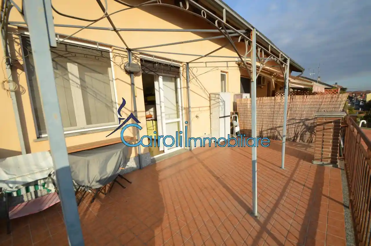 Monolocale ottimo stato, primo piano, Viale Cremona, Pavia - foto 3