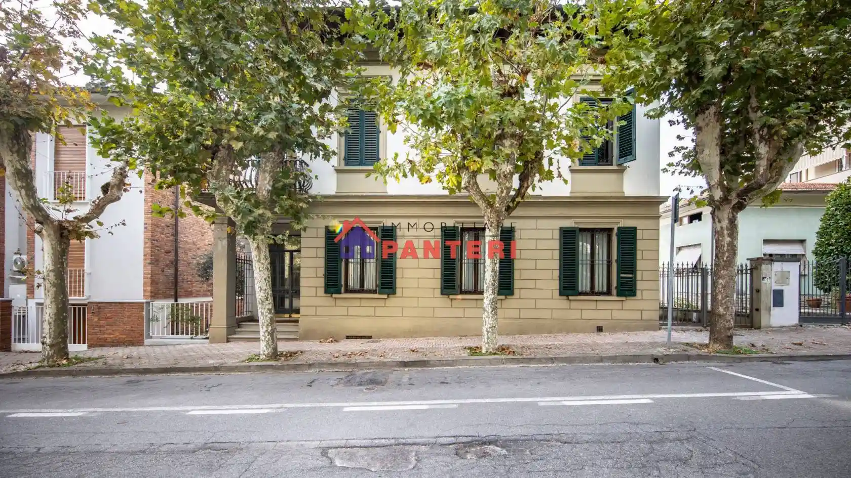 Villa in vendita a Montecatini-Terme