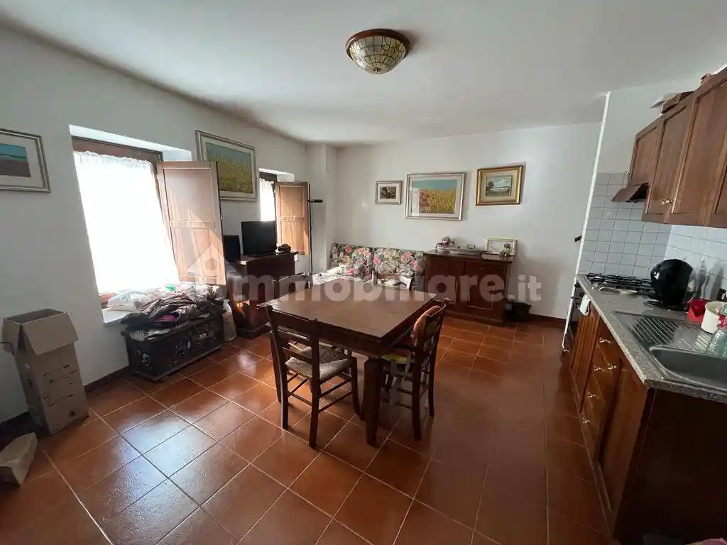 Terratetto unifamiliare largo Bucci, Centro, Rocca di Mezzo - foto 4