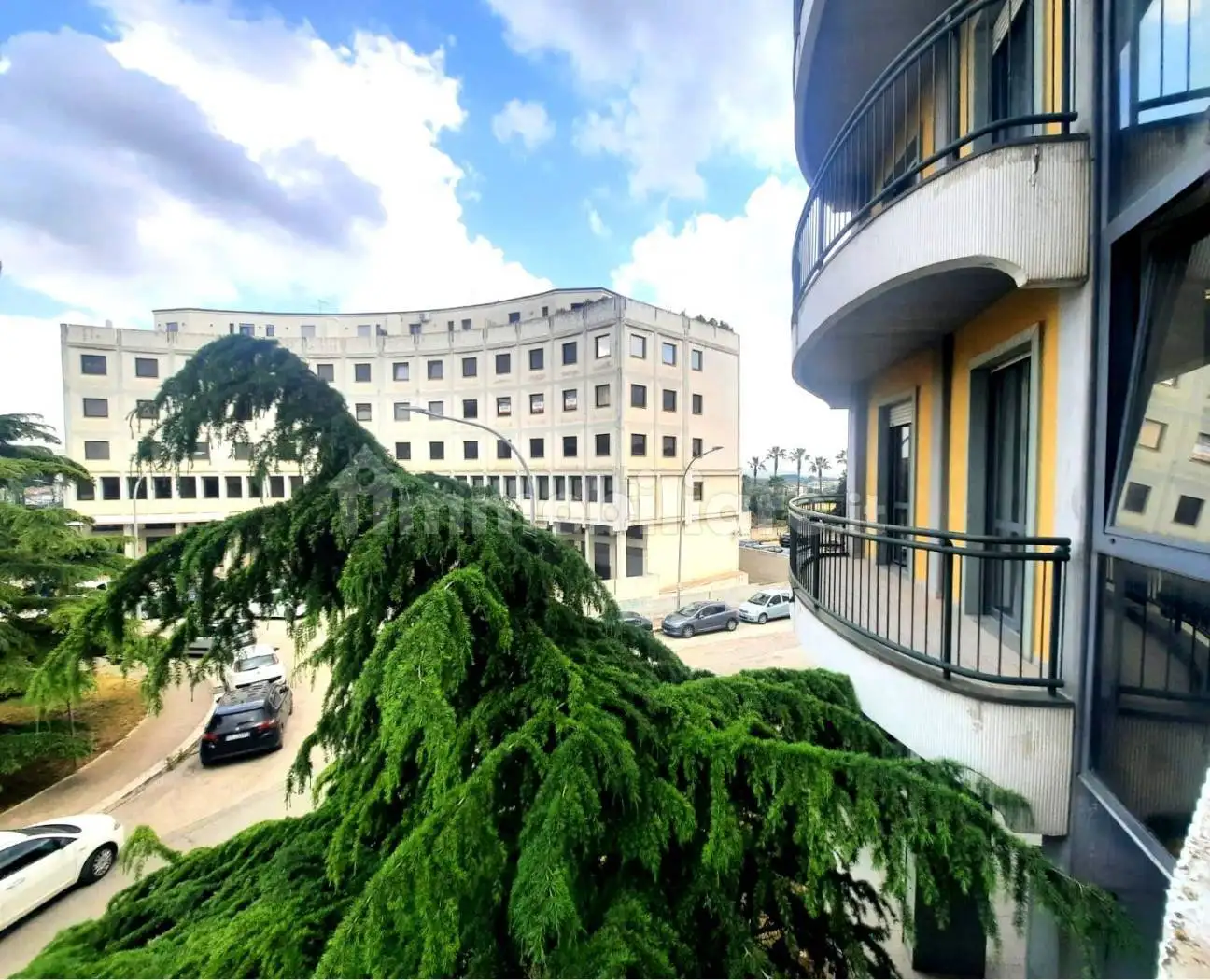 Palazzo - Edificio in affitto a Altamura