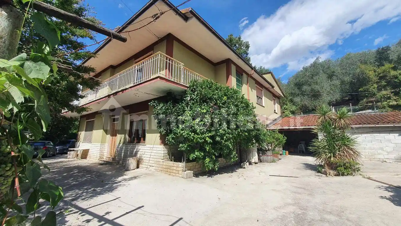 Villa in vendita a Ferentino