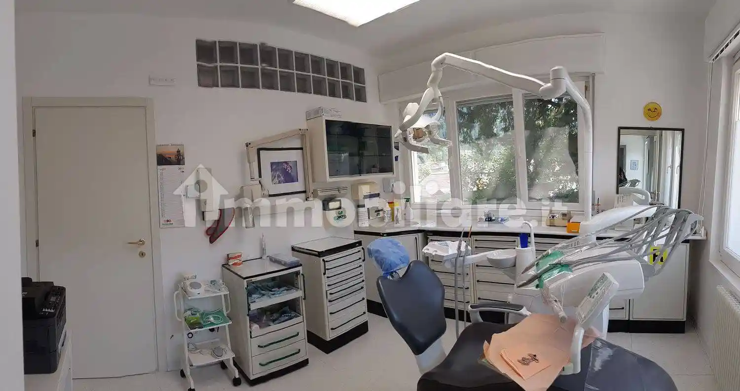 Villa unifamiliare via Peresson, 26, Centro, Arta Terme - foto 2