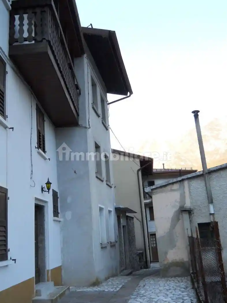 Villa in vendita a Moggio Udinese