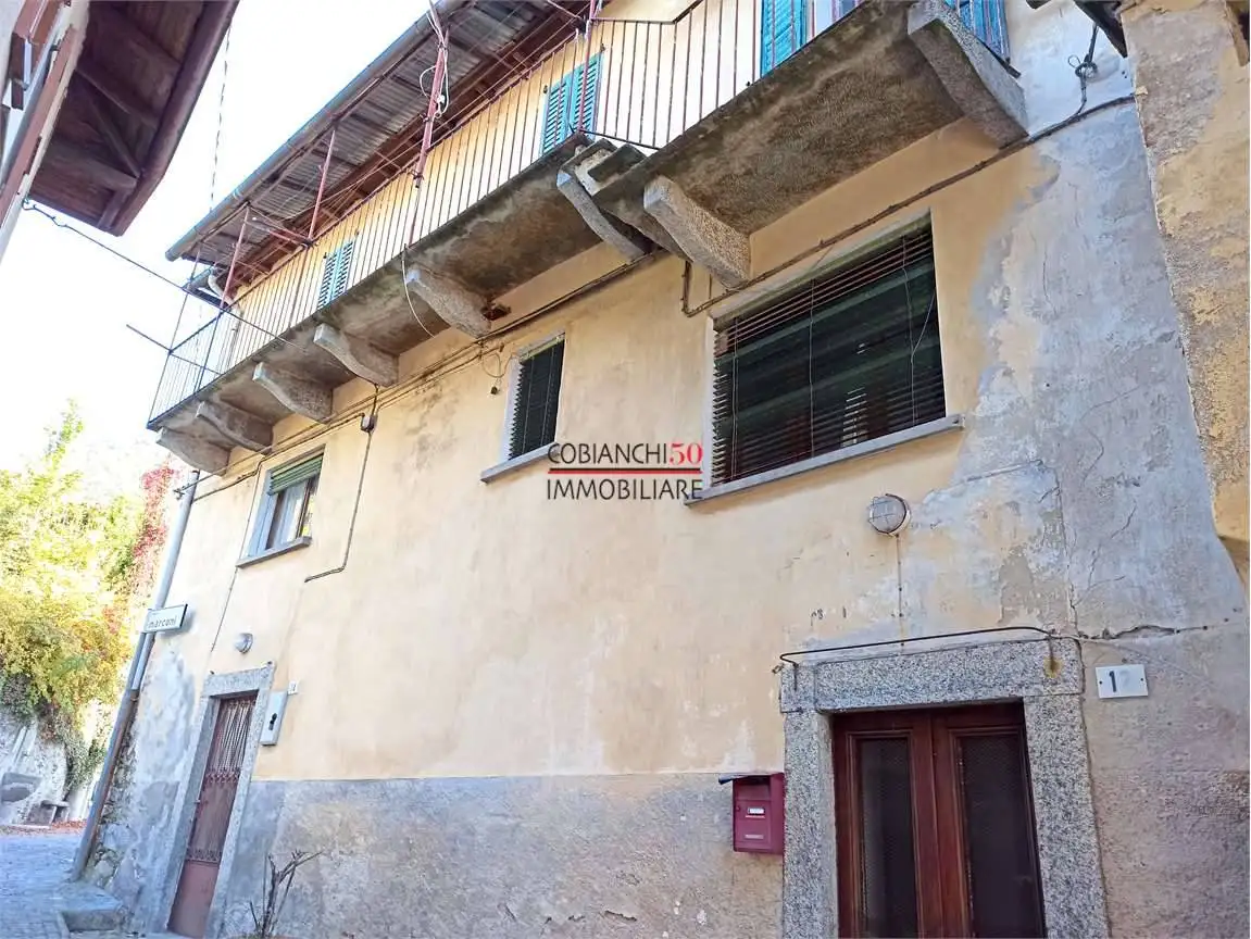 Palazzo - Edificio in vendita a Vignone