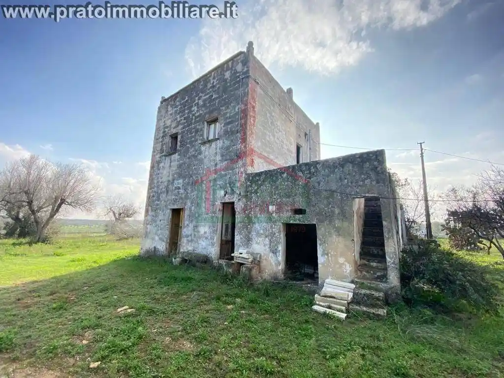 Rustico - Casale in vendita a Squinzano