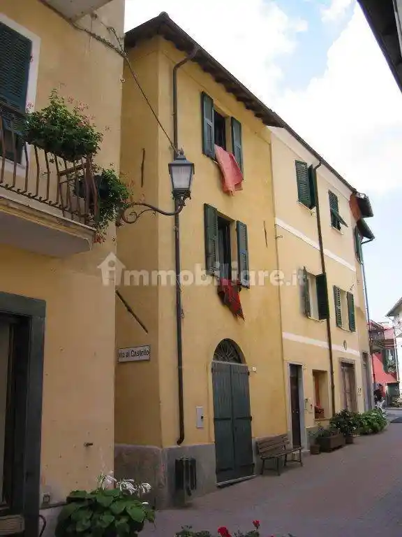 Casa indipendente in vendita a Calizzano