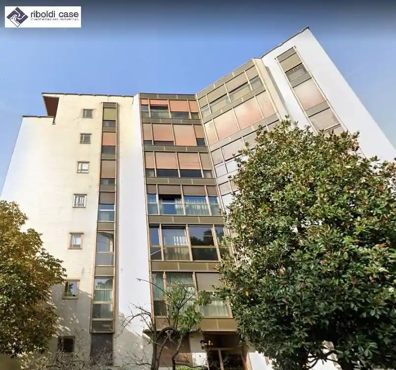 Appartamento in vendita a Monza