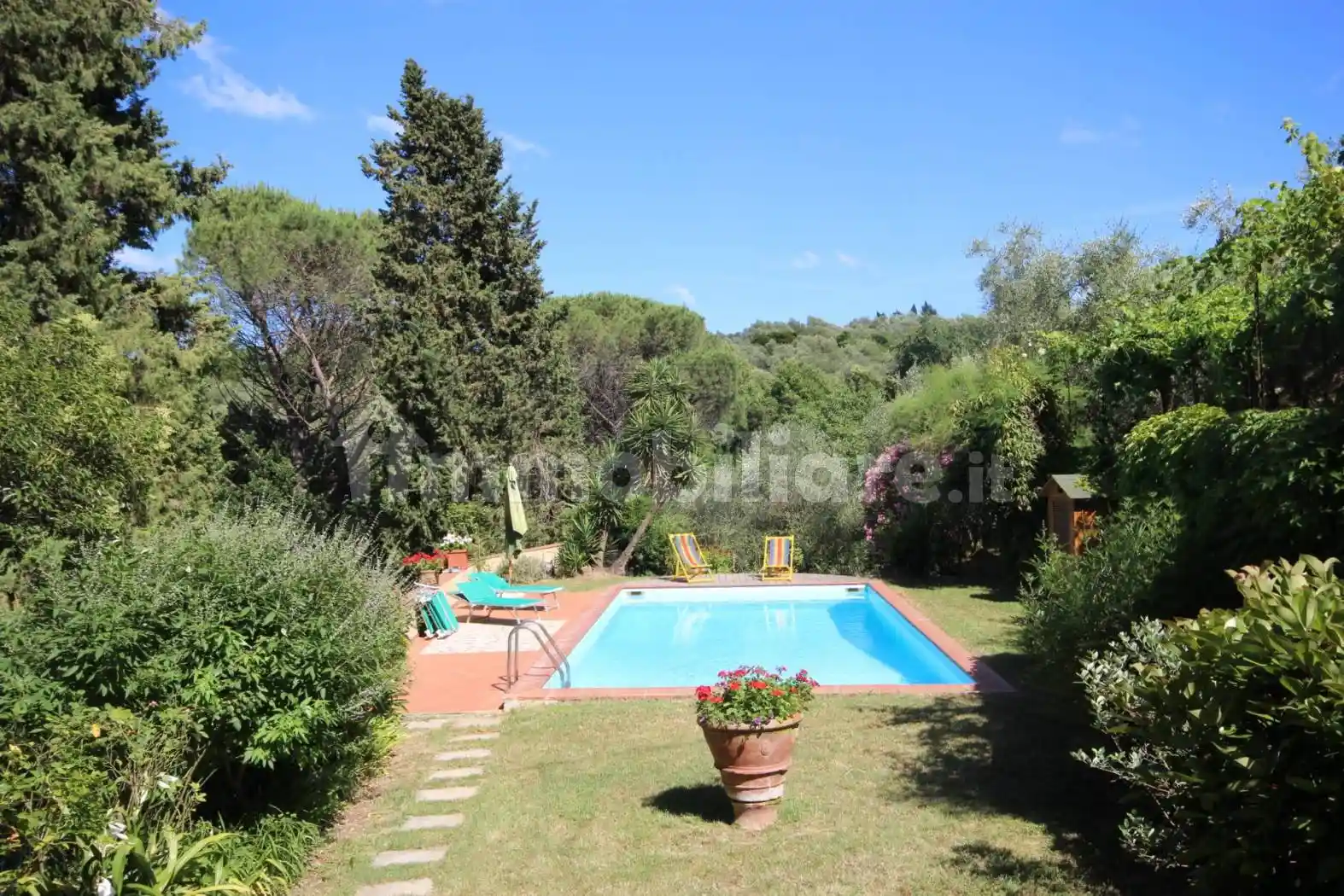 Rustico - Casale in vendita a Lucca