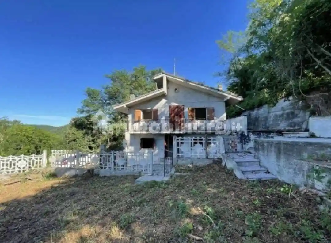 Villa in vendita a Montezemolo