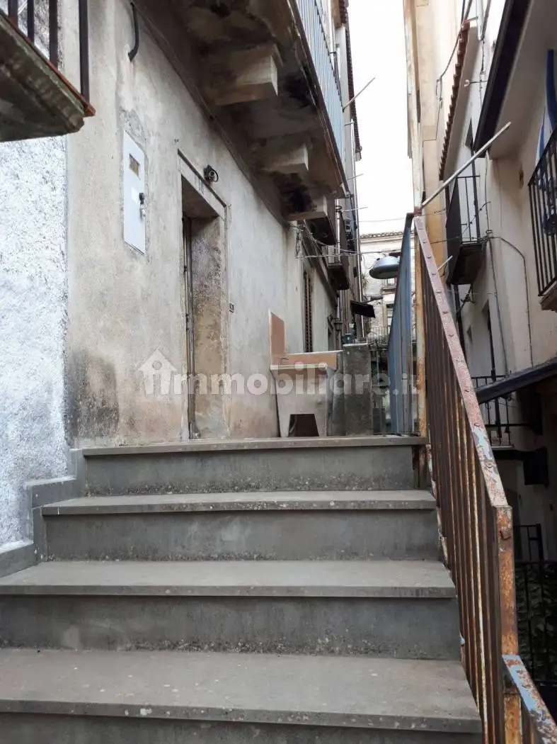 Palazzo - Edificio in vendita a Fuscaldo