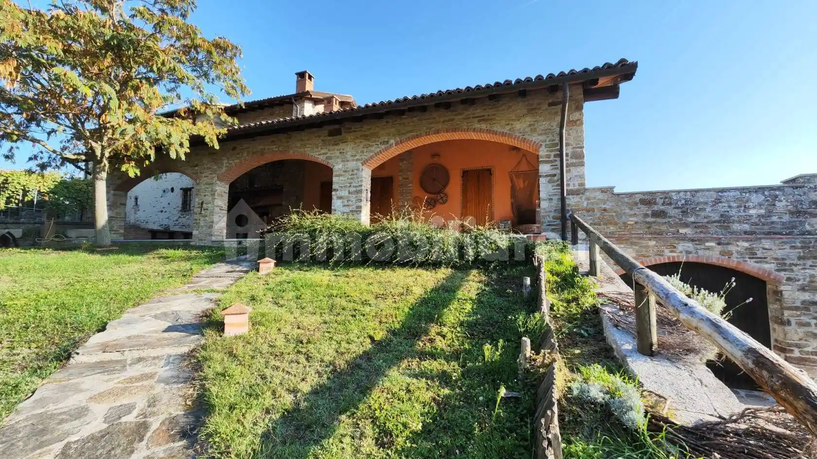 Rustico - Casale in vendita a Bettola