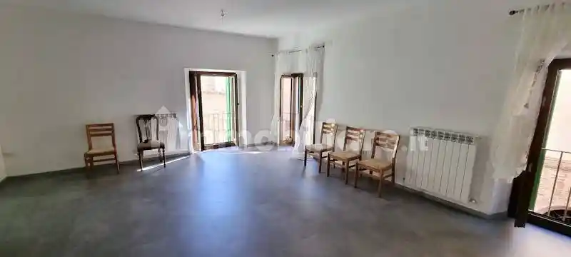 Casa indipendente in vendita a San Severino Marche