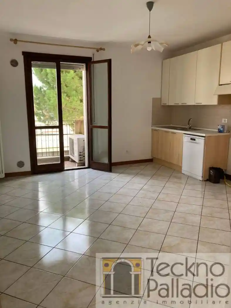 Appartamento ottimo stato, primo piano, San Pio X, Vicenza - foto 2