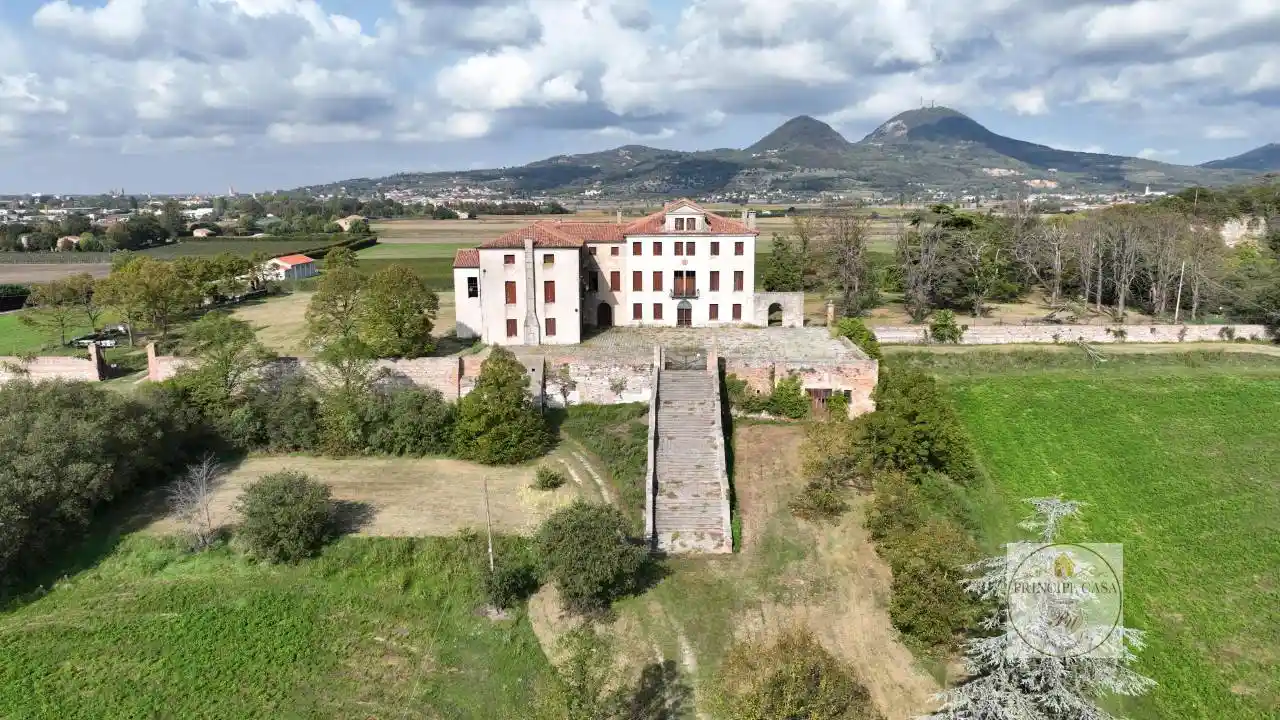 Villa in vendita a Baone
