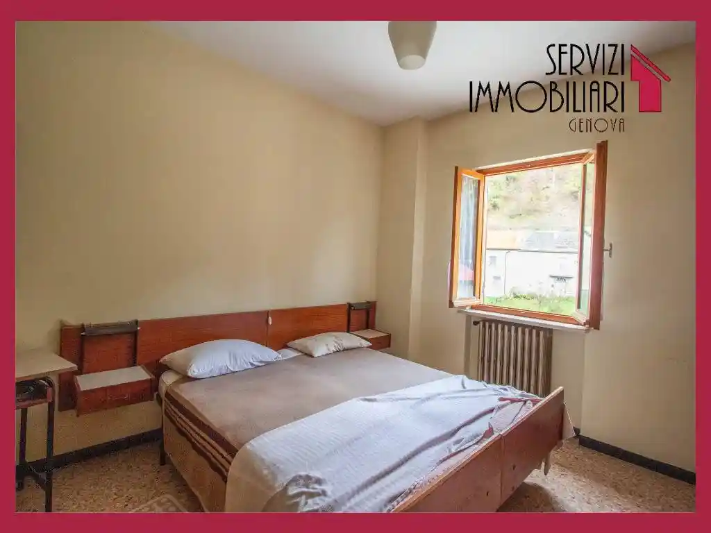 Palazzo - Edificio in vendita a Calizzano