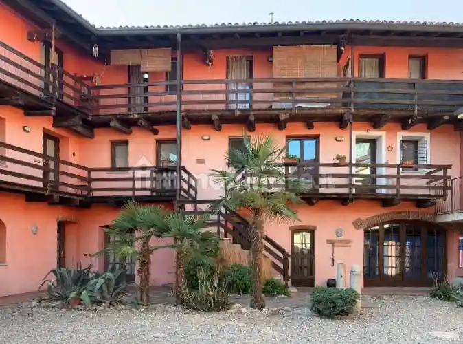 Rustico - Casale in vendita a Bellinzago Novarese