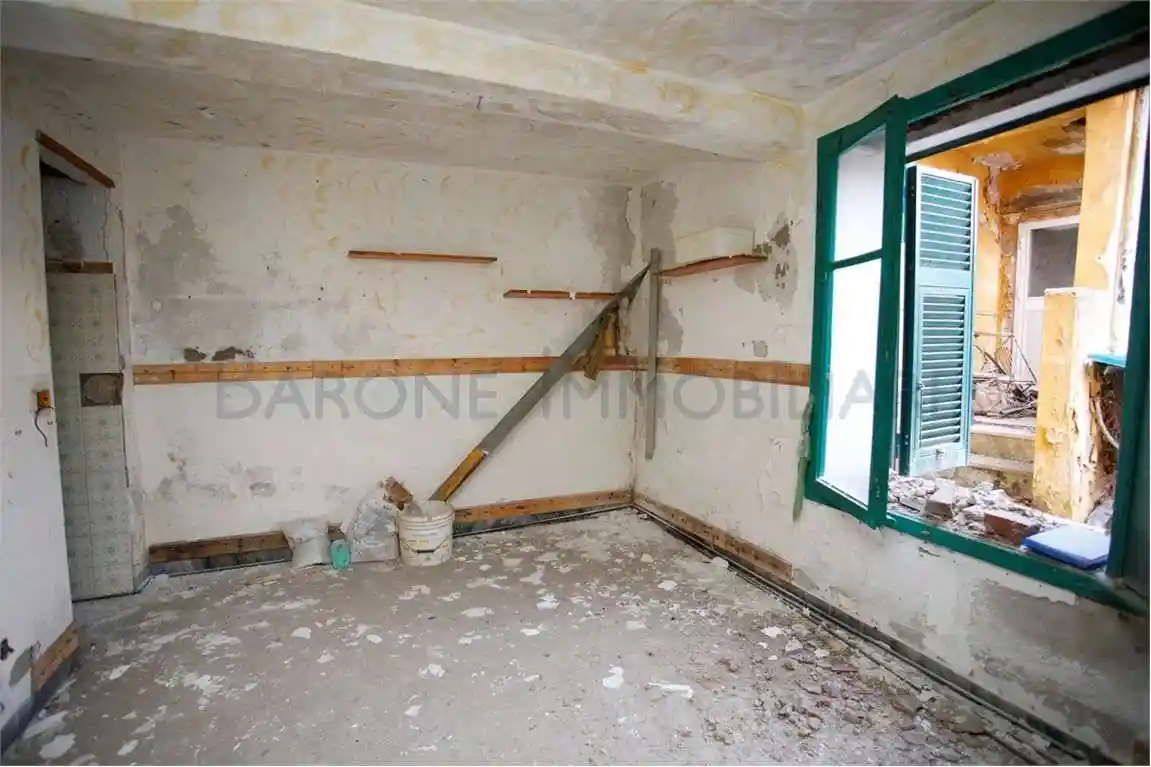 Appartamento in vendita a Carrara