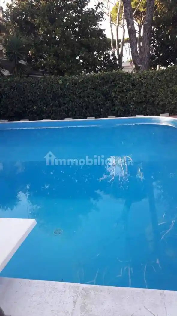 Villa in affitto a Fiumicino