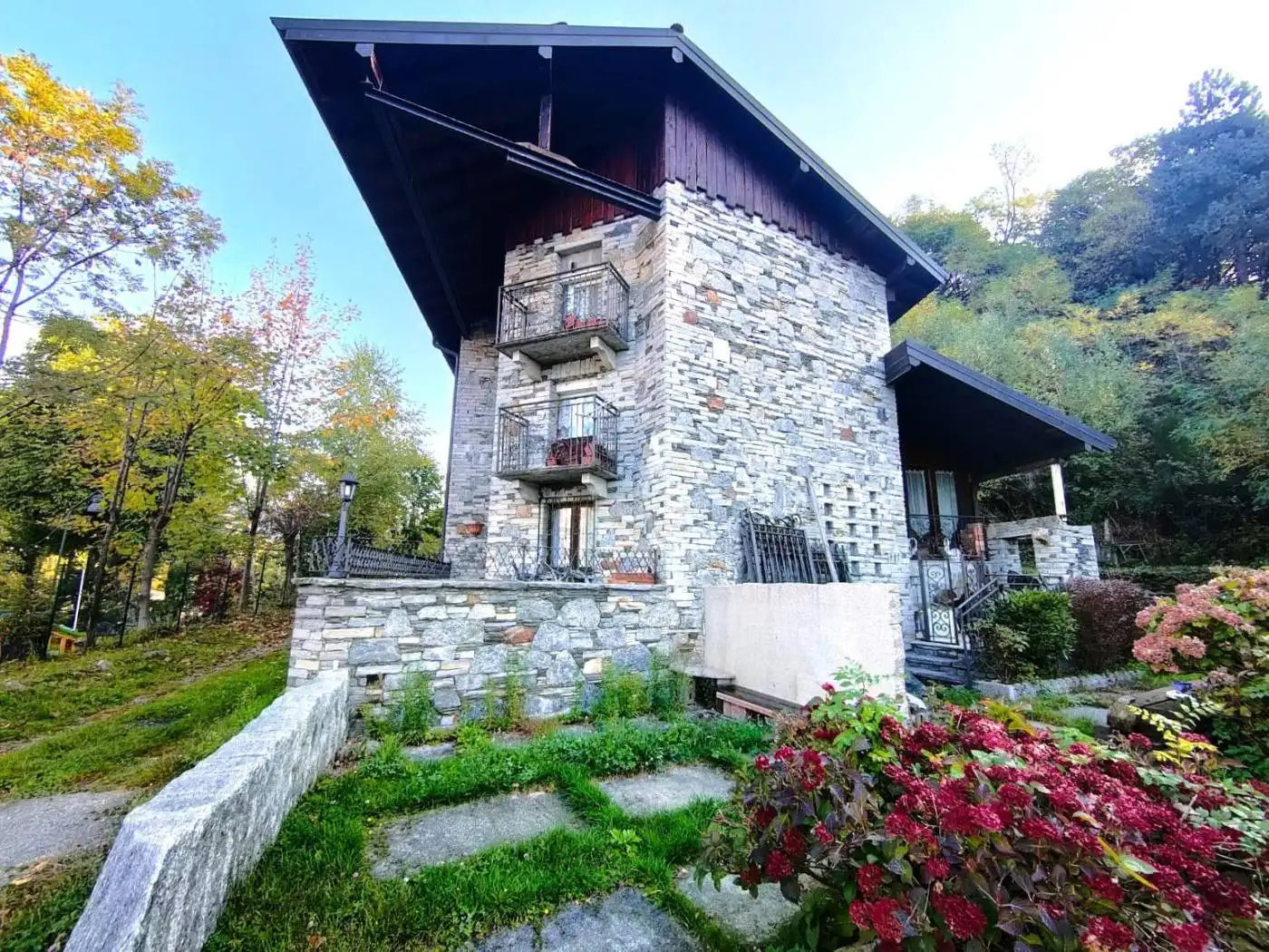 Villa in vendita a Miazzina